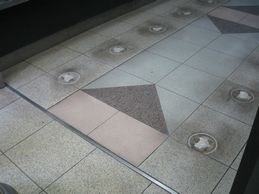 大東Ｐ・床石・前10％.jpg